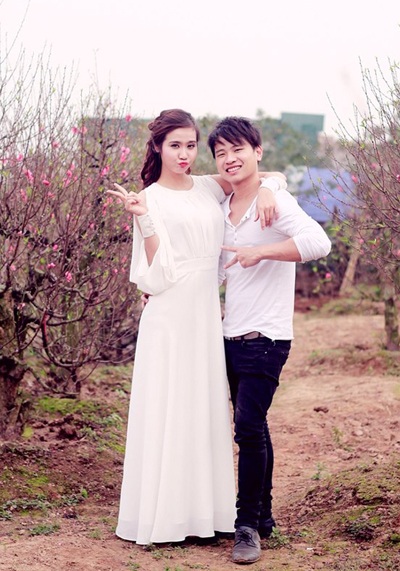 Huyền Lizzie: Người đẹp lạc giữa vườn đào - 12 Tin: