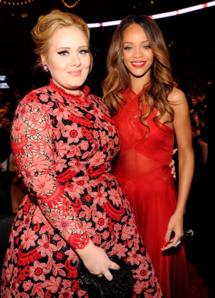 Người đẹp khoe sắc trên thảm đỏ Grammy - 24 Adele
