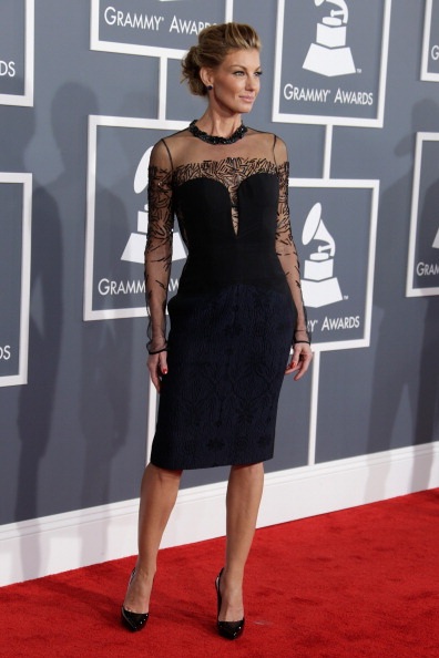 Người đẹp khoe sắc trên thảm đỏ Grammy - 49 Faith Hill