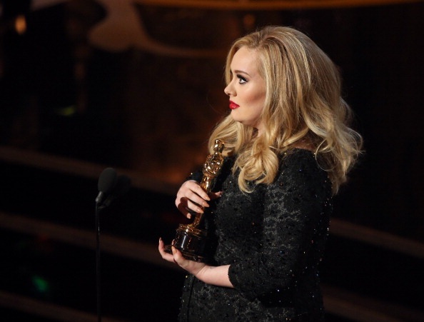 Màn trình diễn ca khúc Skyfall của Adele: