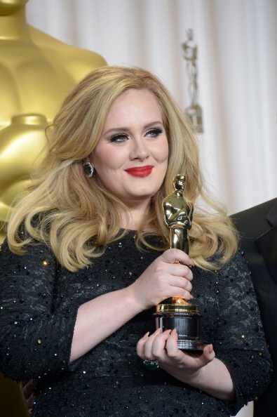 Màn trình diễn ca khúc Skyfall của Adele: