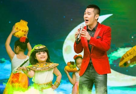 Bánh rán Bảo Trân vào vai Nữ hoàng Ai Cập ở Đồ Rê Mí Tết 2013 - 3 VN