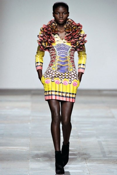 Thiết kế ấn tượng của Mary Katrantzou - 7 VN