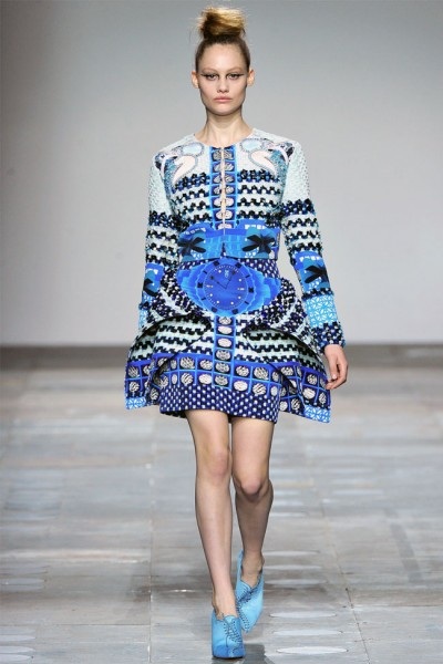 Thiết kế ấn tượng của Mary Katrantzou - 13 VN
