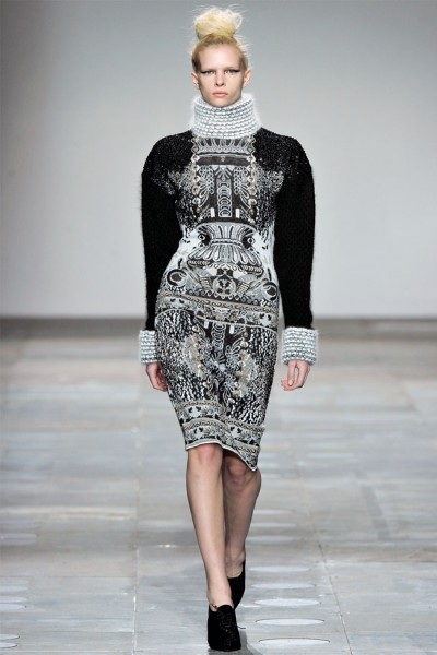 Thiết kế ấn tượng của Mary Katrantzou - 17 VN