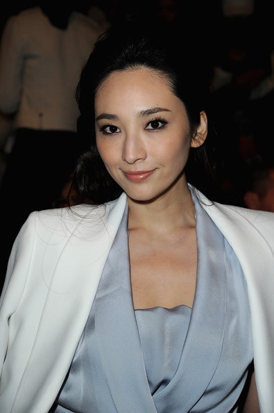 Ngô Bội Từ, Angelababy nổi bật tại tuần lễ thời trang Paris - 6 Vĩnh Ngọc