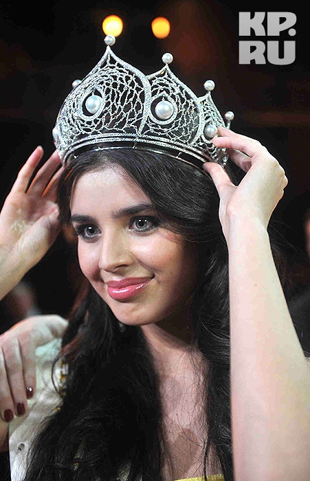 Chúc mừng tân HH Nga