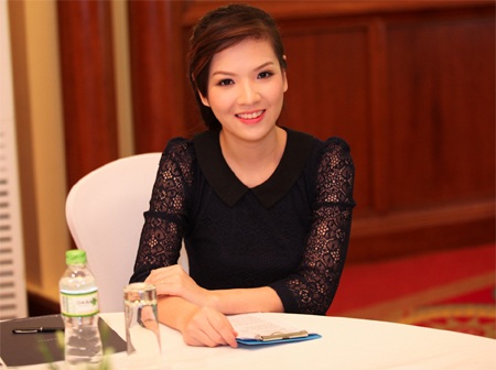 Uyên Linh ngày càng xinh đẹp - 9 Bích Huyền