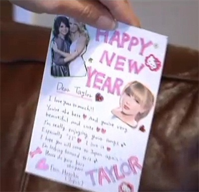 Một cô gái tìm thấy loạt thư fans gửi Taylor Swift trong thùng rác