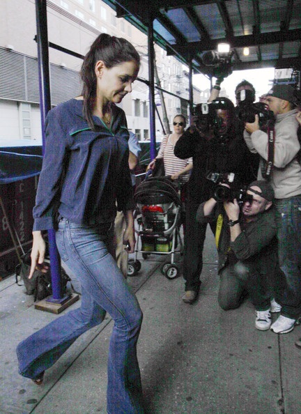 Katie Holmes gợi cảm trong quảng cáo mới - 8 Katie Holmes gợi cảm trong quảng cáo mới