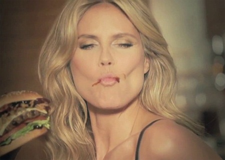 Heidi Klum ăn bánh hamburger cũng gợi cảm - 8 Heidi Klum gợi cảm cả khi ăn bánh hamburger