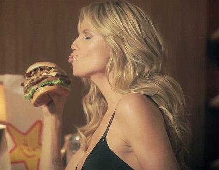 Heidi Klum ăn bánh hamburger cũng gợi cảm - 9 Heidi Klum gợi cảm cả khi ăn bánh hamburger