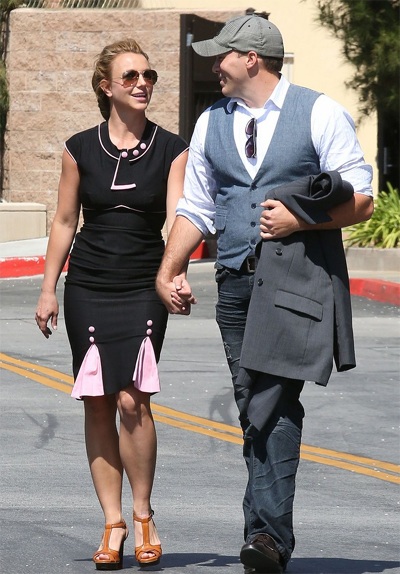 Hình ảnh vui vẻ của Britney và bạn trai mới