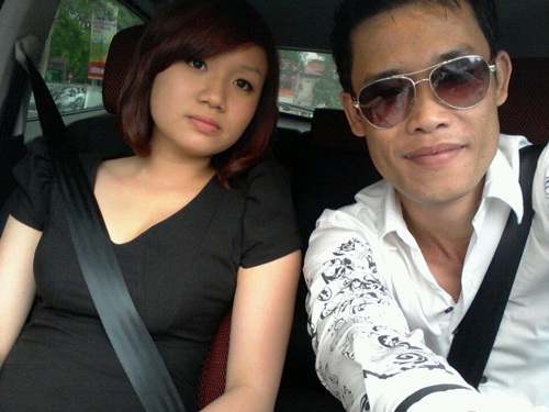 Hiệp Gà khoe trên trang cá nhân rằng đã mua được ô tô tặng bà xã tương lai