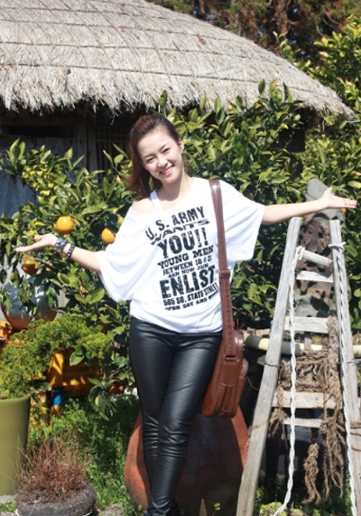 Hương Tràm, Đinh Hương, Xuân Nghi dạo bước ở Jeju - 8 Hương Tràm, Đinh Hương, Xuân Nghi dạo bước ở Jeju