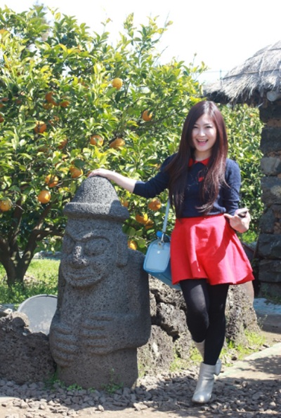 Hương Tràm, Đinh Hương, Xuân Nghi dạo bước ở Jeju - 9 Hương Tràm, Đinh Hương, Xuân Nghi dạo bước ở Jeju