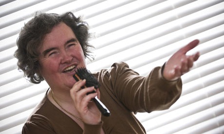Gạt bỏ những tự ti về ngoại hình, Susan Boyle đã trở thành 1 hiện tượng âm nhạc