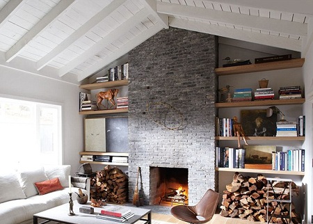 Một phòng khách trong nhà