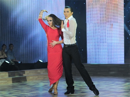 Ngọc Tình dừng chân tại Bước nhảy Hoàn vũ