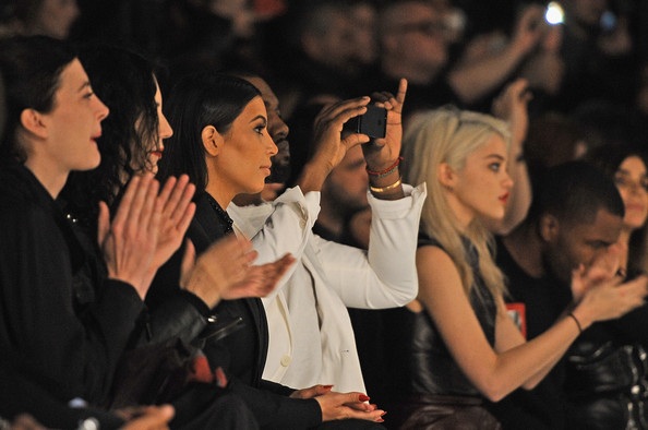 Ngô Bội Từ và dàn sao Hollywood dự show của Givenchy - 6 VN