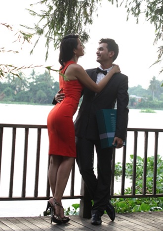 Anh Thư lộng lẫy cùng “khoảnh khắc Xuân tuyệt hảo” - 3 Anh Thư không bỏ lỡ cơ hội cùng siêu mẫu Đức Tiến “sóng đôi”