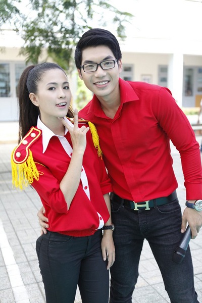 Trương Nam Thành điển trai trong “Về trường” - 4 Nam Thành về thăm trường cũ