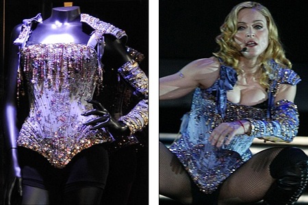 Cận cảnh những bộ đồ diễn táo bạo của Madonna - 2 VN