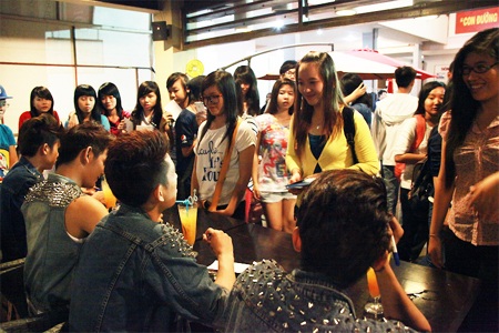 V.Music hạnh phúc với tình cảm của khán giả