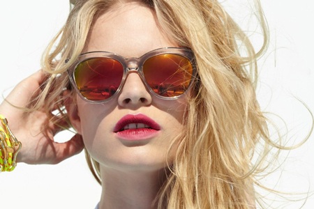 Người mẫu Đức gợi cảm đón hè - 21 VN