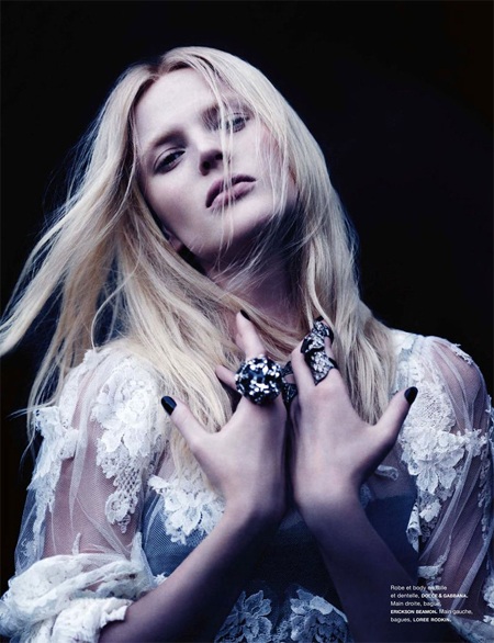 “Khó hiểu” với bộ váy xấu xí của siêu mẫu Nga - 9 VN