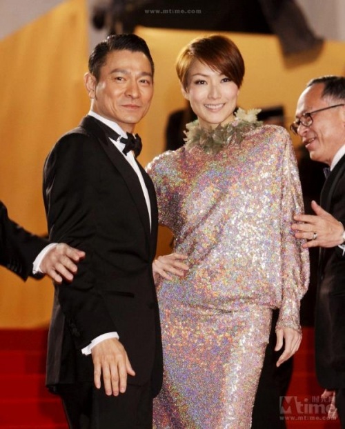 “Thám tử mù” của Lưu Đức Hoa gây sốt tại LHP Cannes - 1 Lưu Đức Hoa và Trịnh Tú Văn đến LHP Cannes 66 cùng với Blind Detective