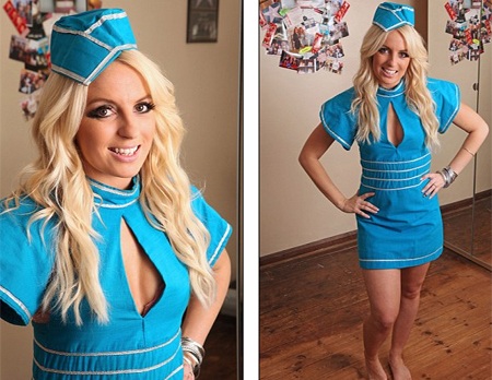 Cô gái trẻ kiếm bộn tiền nhờ ngoại hình giống Britney - 6 VN