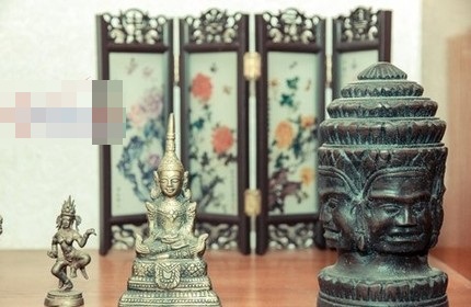 Căn hộ penthouse sang trọng của Trần Thị Quỳnh - 6 Và những bức tượng bằng đồng nhỏ xinh được chồng hoa hậu mua từ Campuchia