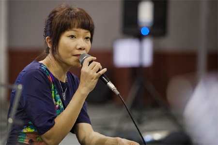 Trần Thu Hà say sưa tập hát - 4 ML