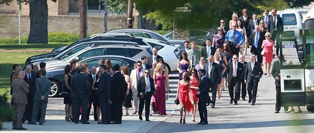 Đám cưới như mơ của “sao” truyền hình thực tế - 9 VN