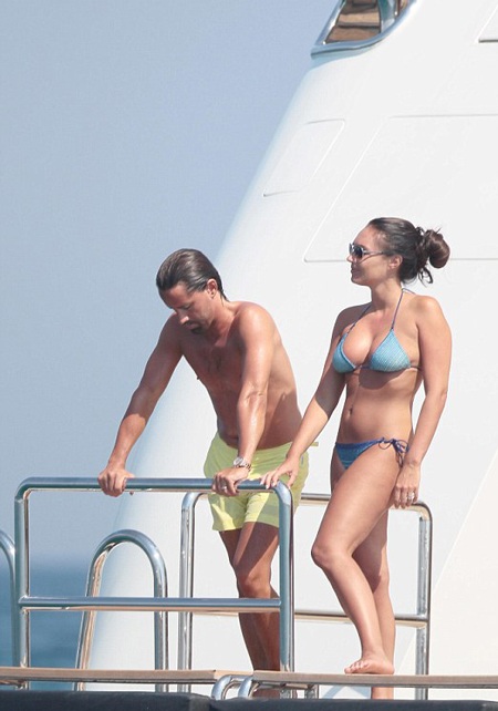 Con gái tỷ phú hạnh phúc trong tuần trăng mật - 15 VN