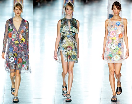Váy hoa xinh đẹp cho mùa hè - 8 Váy hoa đã đi từ sàn catwalk...