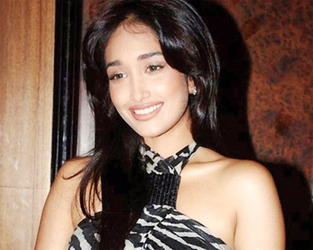 Nữ diễn viên Ấn Độ tự tử ở tuổi 25 - 1 Jiah Khan (1988-2013)