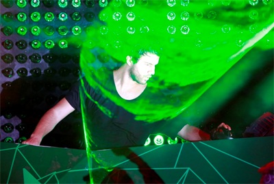 Mùa hè Hà Nội bùng cháy cùng Heineken Live Access 2013 - 1 Mùa hè Hà Nội bùng cháy cùng Heineken Live Access 2013