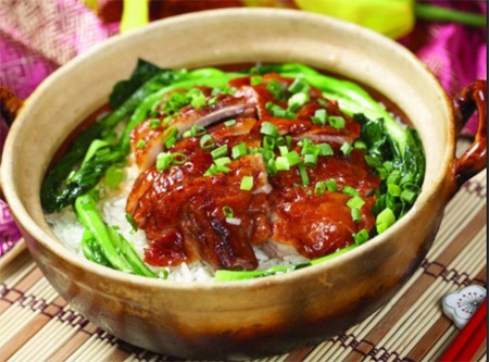 Cơm nồi đất Quảng Châu