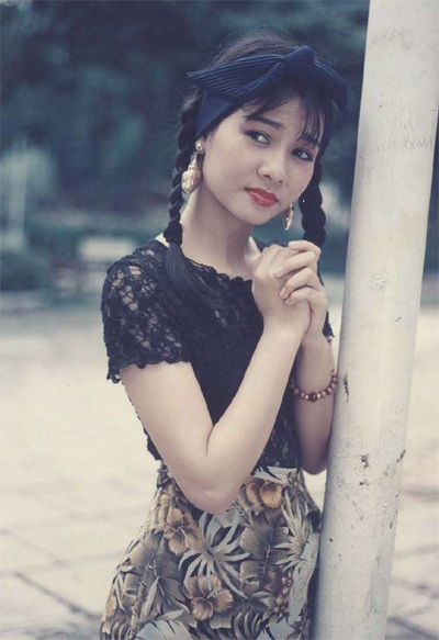 Thu Minh ra dáng thiếu nữ