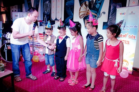 Các bạn được bốc thăm ngẫu nhiên để chọn ra số báo danh của mình