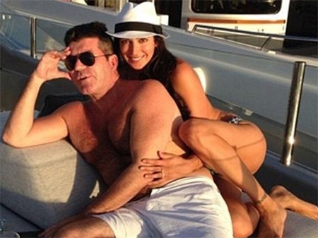 Simon Cowell mua dinh thự sang trọng cho bạn gái có bầu - 1 Lauren và Simon đi nghỉ hồi tháng 3 vừa qua