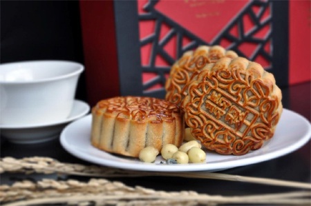 Quà tặng đón lễ hội trăng rằm tại Sofitel Plaza Hà Nội - 3 Ưu đãi đặc biệt tại Sofitel Plaza