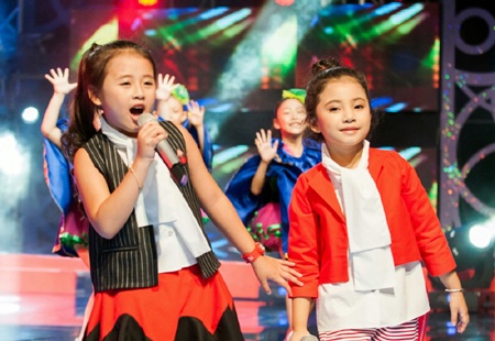 Đồ Rê Mí bùng cháy vũ điệu thế giới