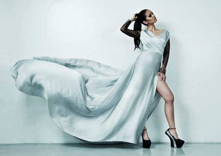 Vẻ đẹp lôi cuốn của tân Hoa hậu Thế giới - 16 VN