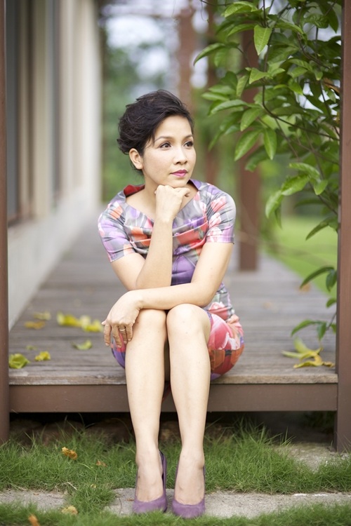 “Giải mã” phong cách tươi trẻ bất ngờ của Mỹ Linh trong The Voice 2013 - 1 Cân bằng cuộc sống là cách Diva Mỹ Linh mang lại hạnh phúc cho chính mình