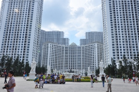 6 tháng, Vingroup lãi hơn 4.000 tỷ đồng - 1 Dự án Royal City của Vingroup.