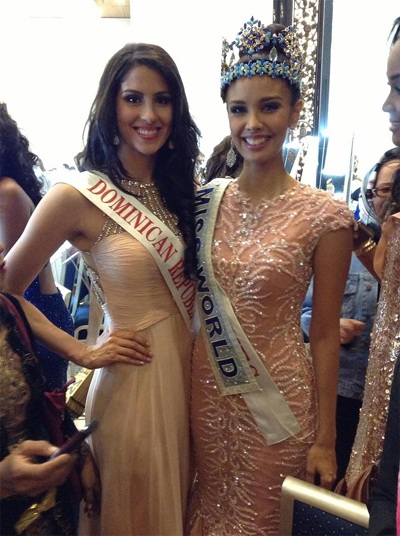 Hoa hậu Dominican chụp ảnh lưu niệm cùng tân HHTG