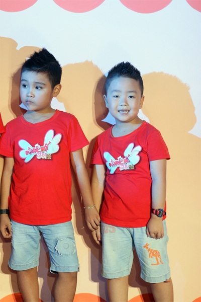 Chuyên gia trang điểm Hoàn Khang chăm chút “sắc đẹp” cho các bé Đồ Rê Mí - 5 Thu Huyền